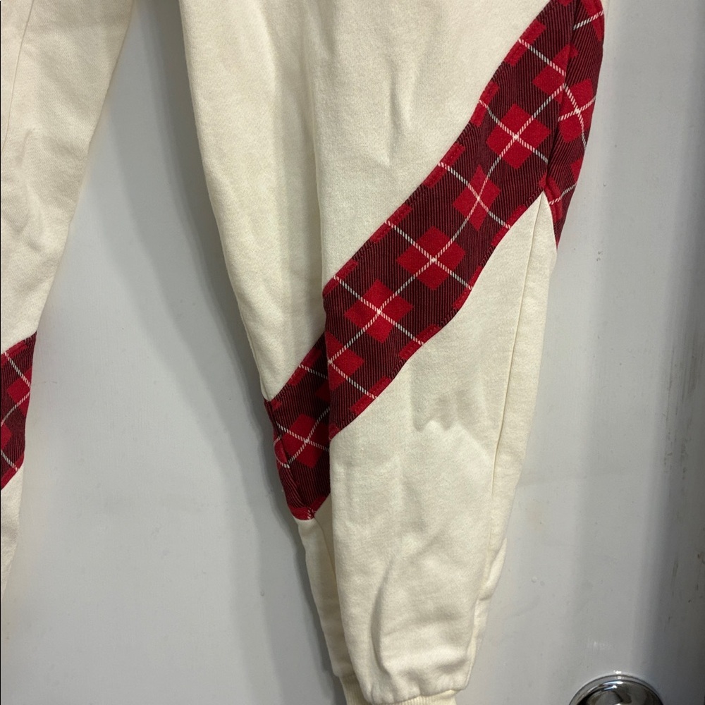 NWOT Disney Cream Holiday Jogger - Picture 3 of 7